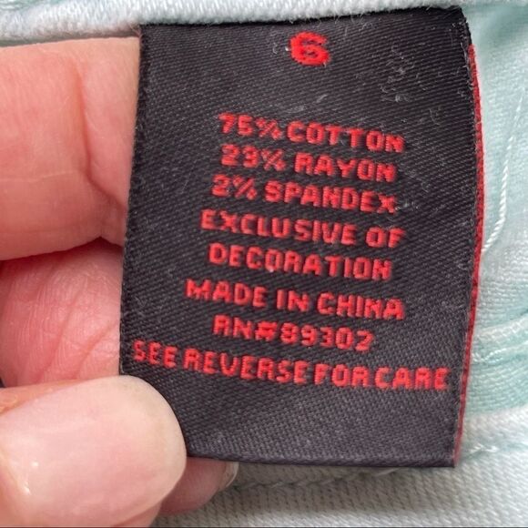 Earl's Skinny Ankle Jeans in‎ Light Aqua, Size 6 - Picture 4 of 10